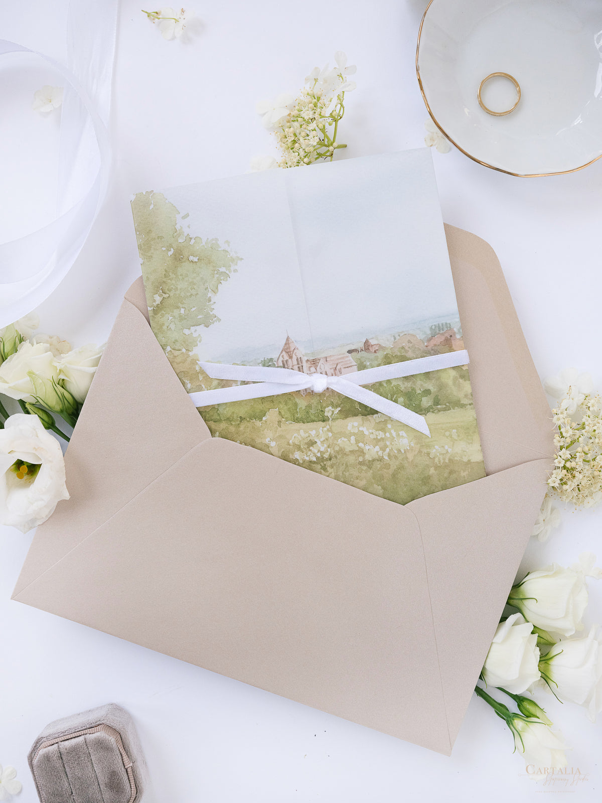 Invitación de boda de acuarela de pergamino | Hotel Petersham | Comisión R&J a medida