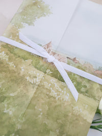 Invitación de boda de acuarela de pergamino | Hotel Petersham | Comisión R&J a medida