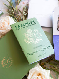 Caja de boda de lujo con pasaporte en cuero vegano y lugar | Apulia, Italia| C&C a medida