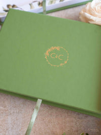 Caja de boda de lujo con pasaporte en cuero vegano y lugar | Apulia, Italia| C&C a medida