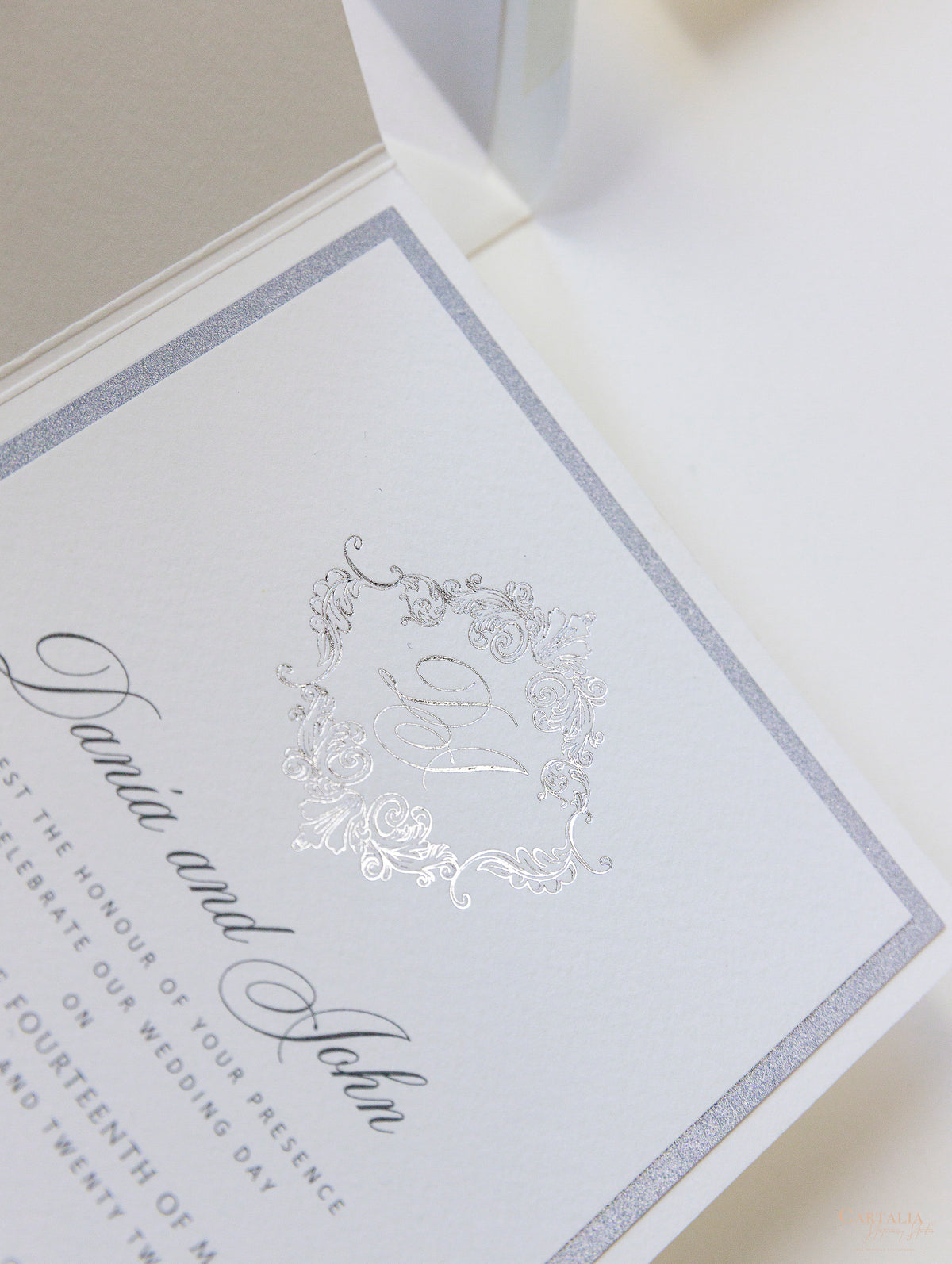 Lugar: Invitaciones al hotel Chester Grosvenor | Comisión personalizada D&J