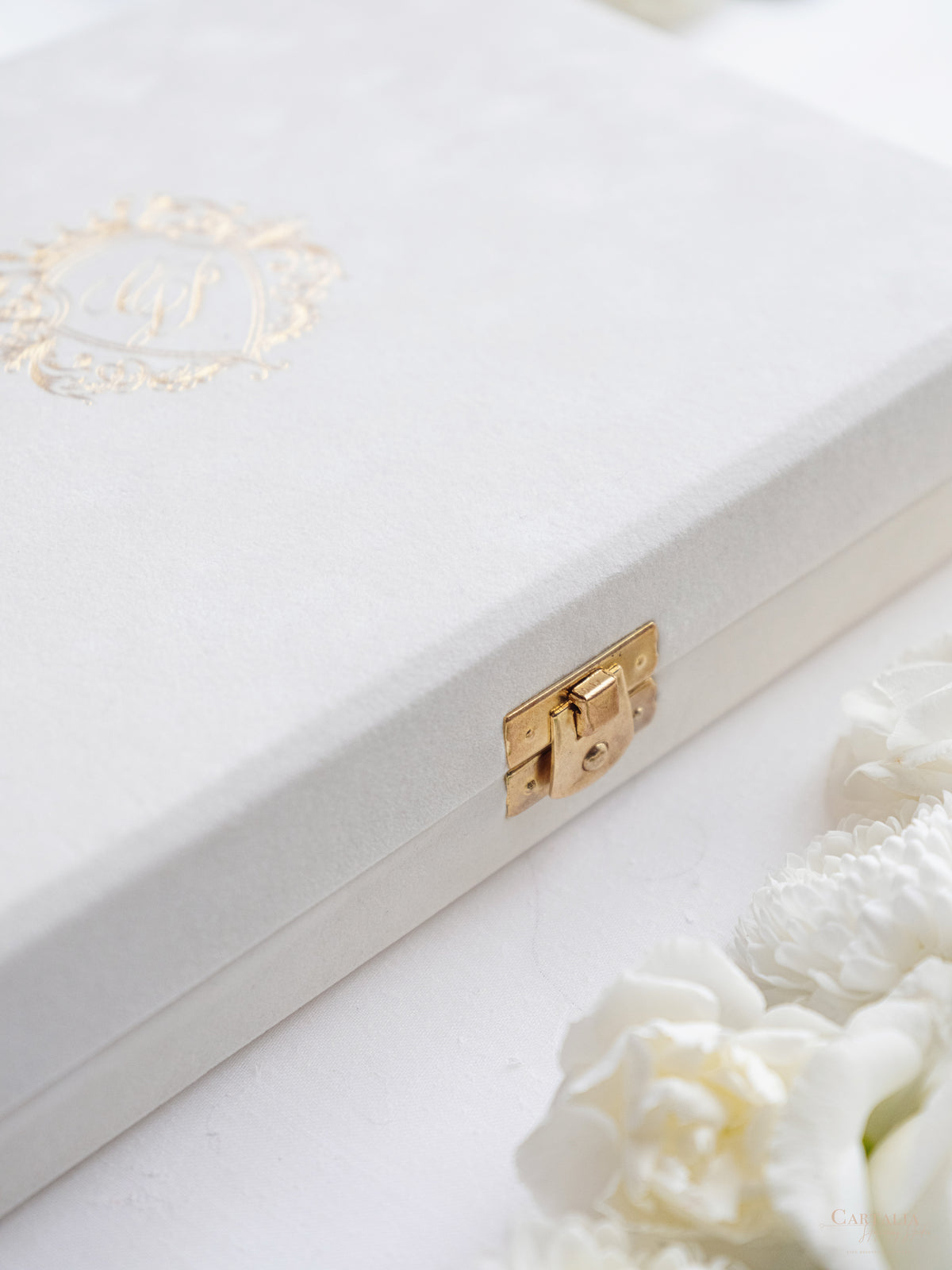 Luxury Velvet Hard Back Box & Tassel Invitation with Gold Foil Venue | Bespoke Commission G&P | Villa Balbiano, Lake Como