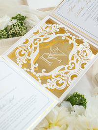 Caja a medida Golden Couture: Diseño personalizado en 3D | Comisión R&amp;N a medida