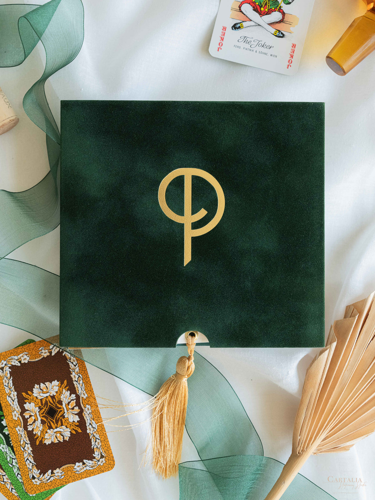 Bespoke Las Vegas Watercolour Wedding Thank You Cards with Gold Foil & Velvet Box