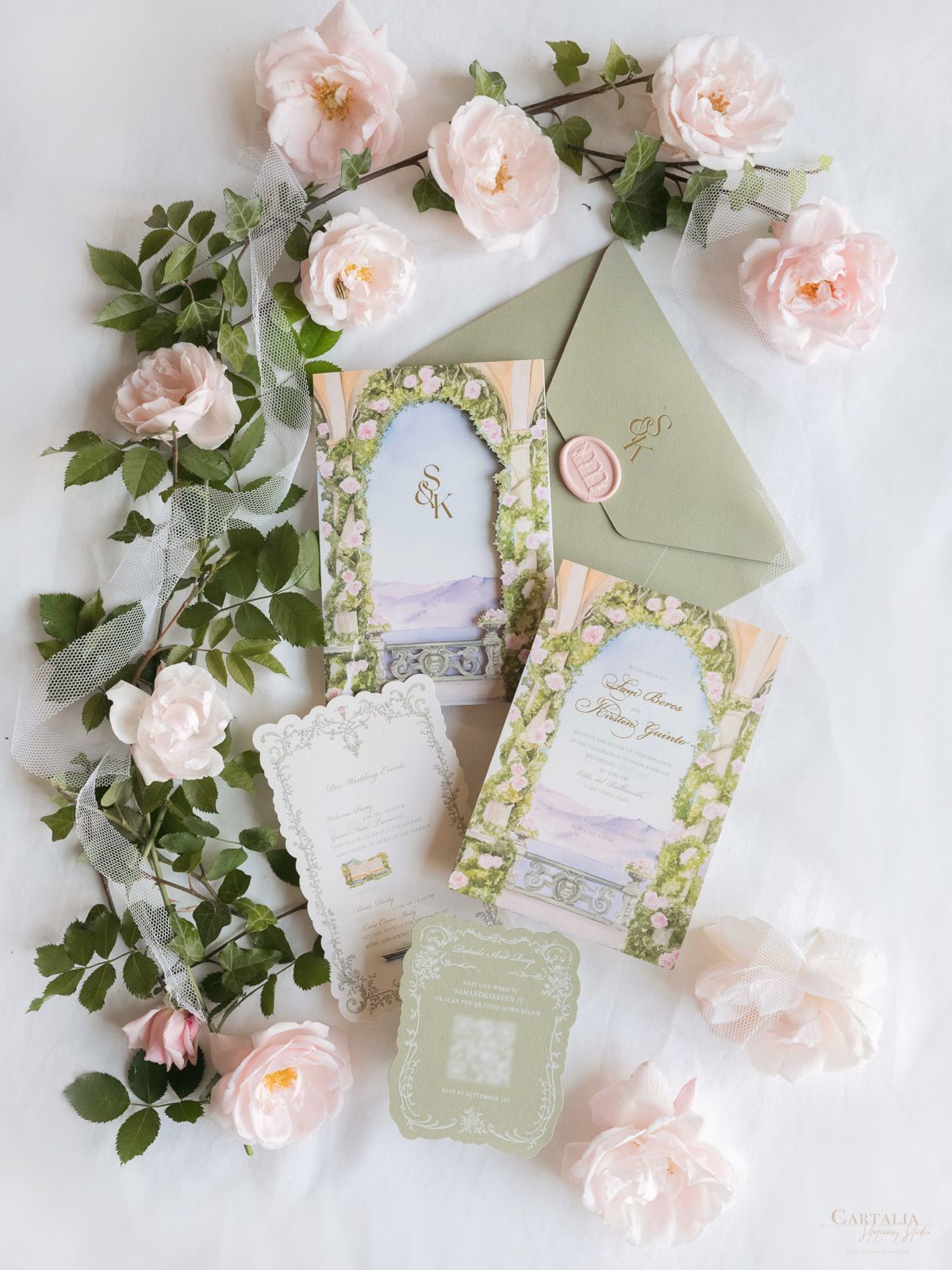 VILLA DEL BALBIANELLO | Bespoke Luxury Watercolour Sleeve Invitation Lake Como, Italy Wedding