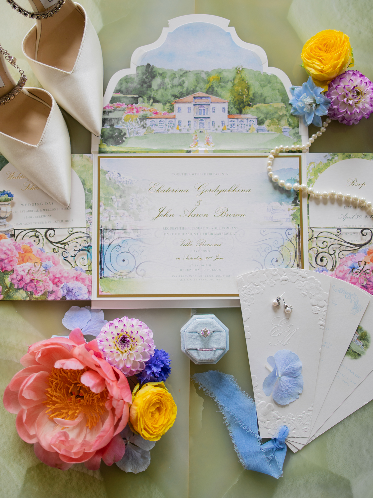 Suite de invitación de boda de lujo Villa del Balbianello | Folio estilo bolsillo con lugar de acuarela y lámina dorada | Boda en el lago de Como