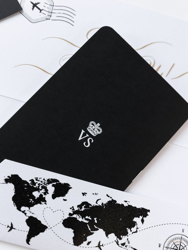 Cartera de viaje FOLDER blanca y negra: Suite de invitación para pasaporte de boda de lujo en bolsillo y etiqueta de espejo dorado