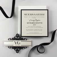 Invitación de boda de noche con corte láser y corbata negra de lujo Art Deco Great Gatsby con banda para el vientre con monograma
