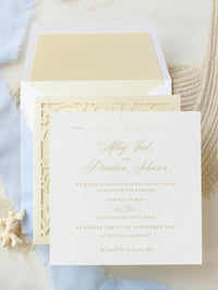 Invitación de boda en la playa | Caballos de mar Corte láser Carpeta extraíble Invitación en colores metálicos crema y champán