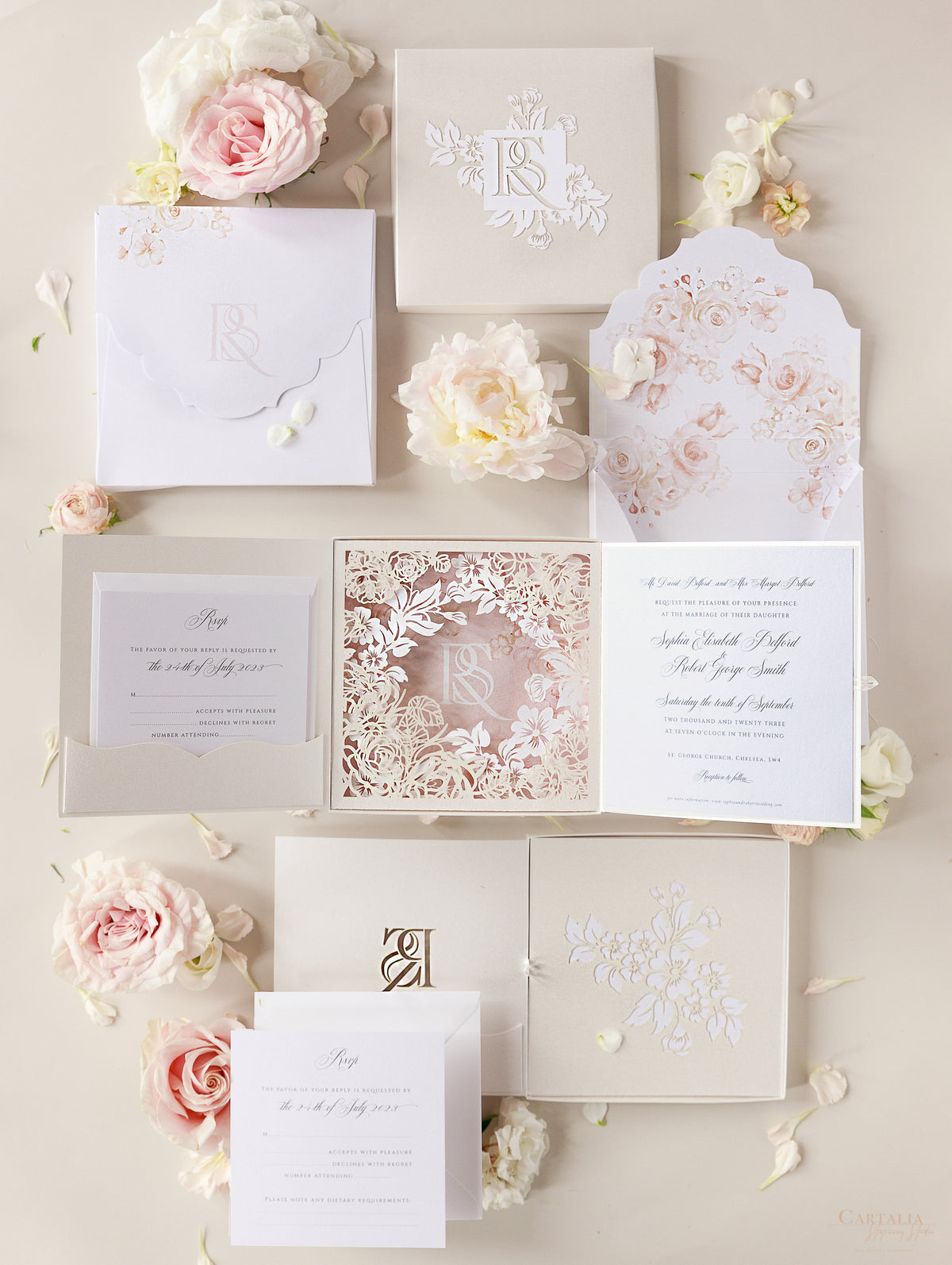 Couture Box : 3D Luxuriously Intricate Tier Laser Cutting Wedding Invitation Suite