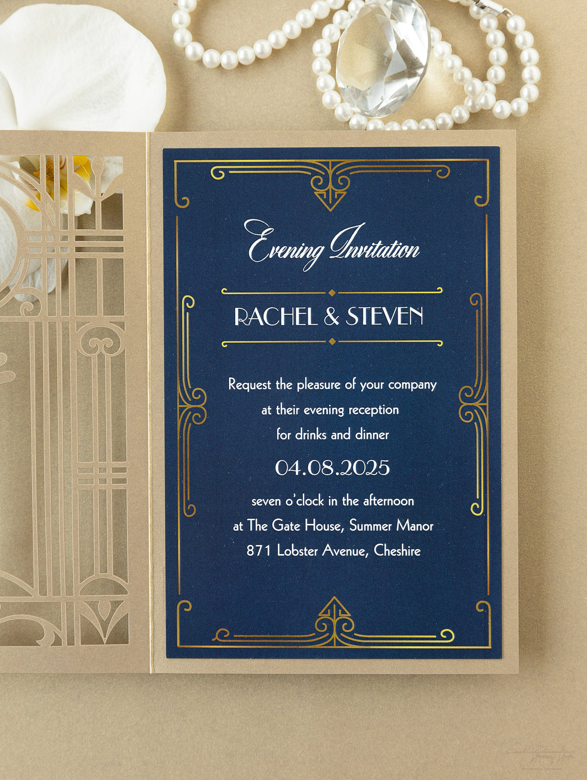 Invitación de noche de boda plegable con corte láser del Gran Gatsby Art Déco dorado