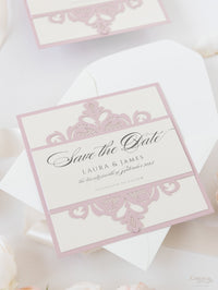 Tarjeta de boda para guardar la fecha cortada con láser de la colección Blush and Cream