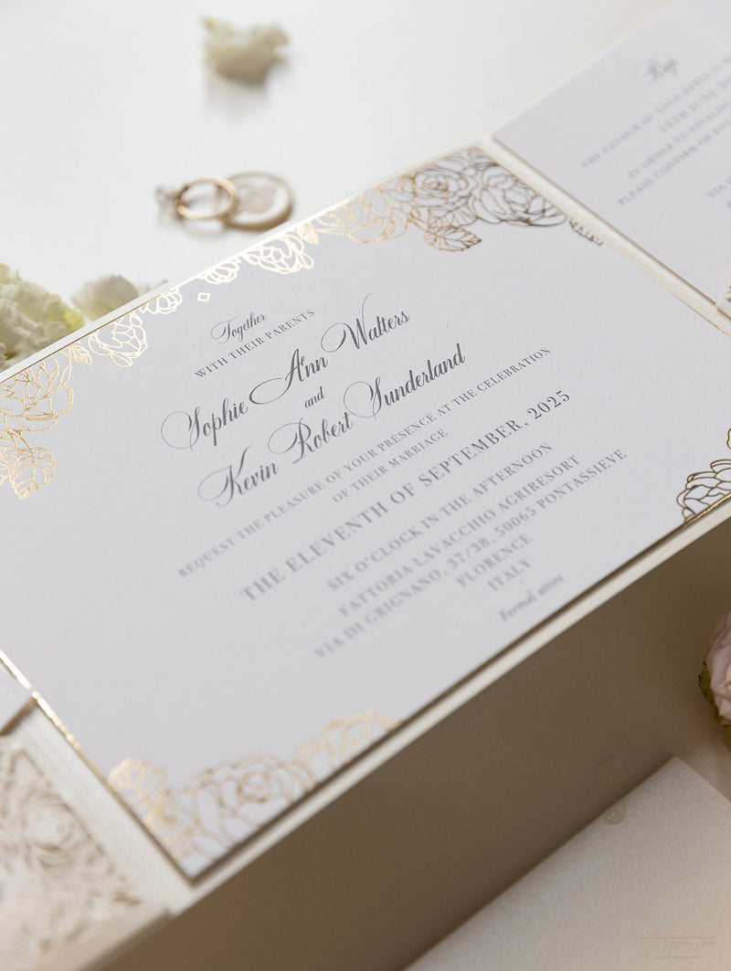 Suite plegable de bolsillo de invitación de lámina dorada de rosas de lujo para el día de la boda, Rsvp, tarjeta de información con bolsillo cortado con láser, guión de caligrafía