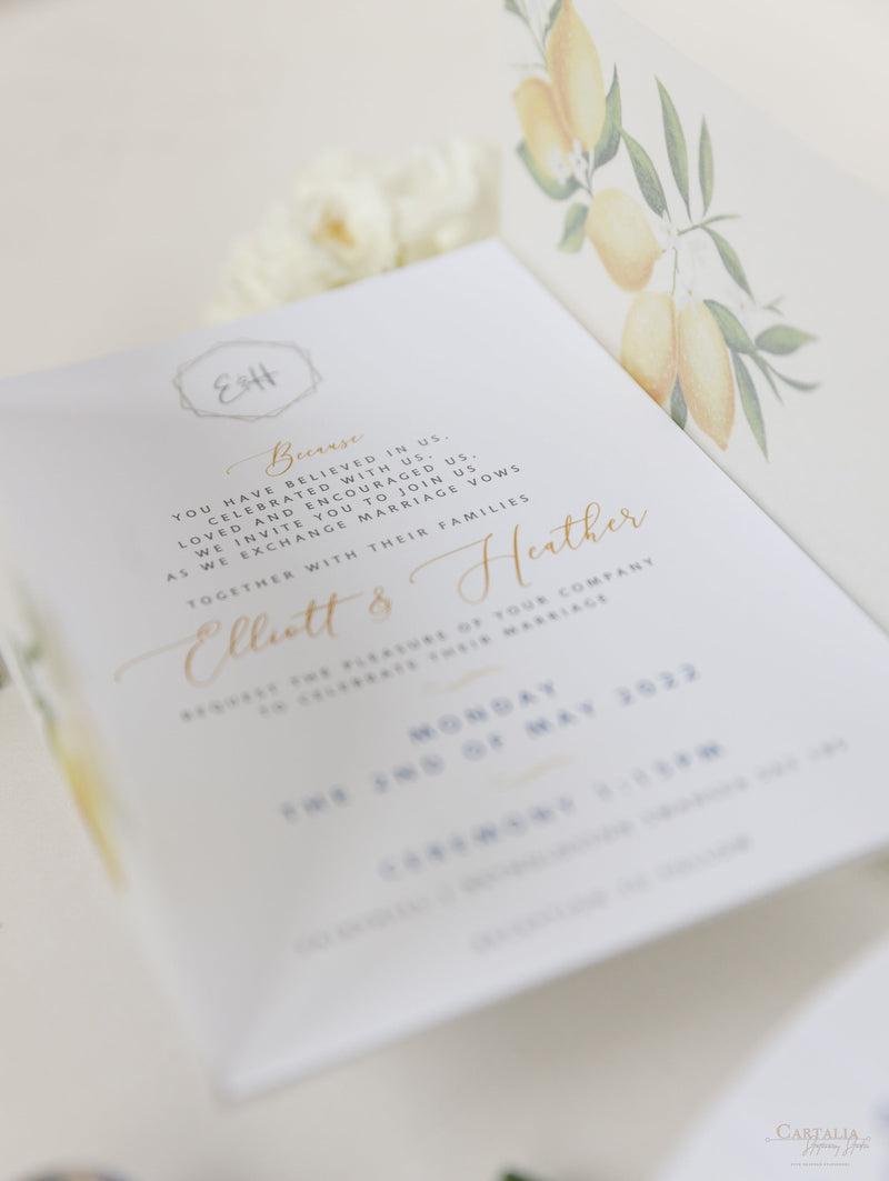 Invitación de boda del día de vitela de limón siciliano con etiqueta de espejo