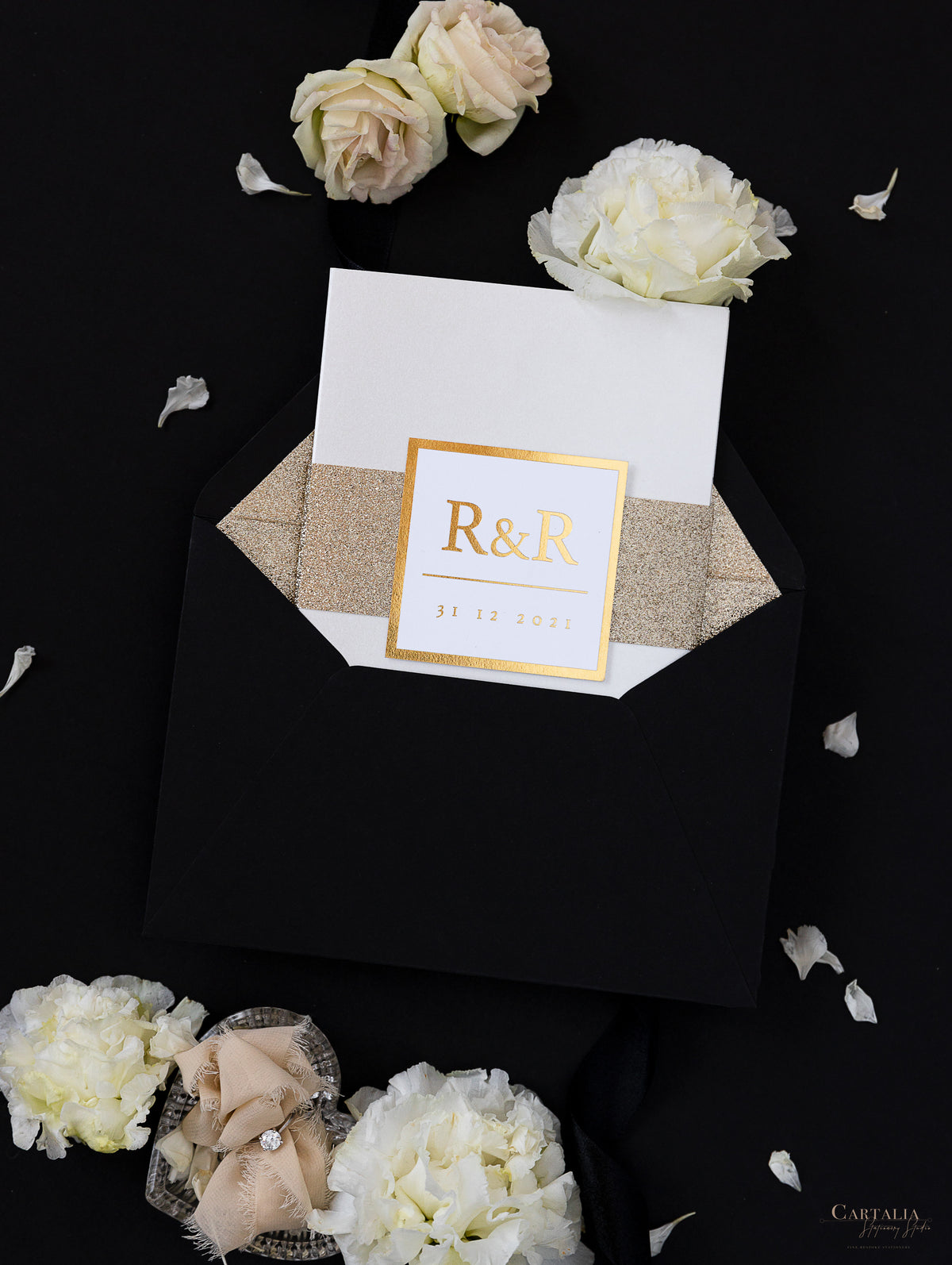 All that Glitters Pocket in Black & Gold | Bespoke Commission R&R