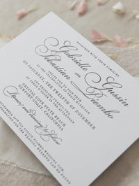 Invitación elegante para el día de la boda tipografía gris de lujo en tablero 100 % algodón de 710 g/m²