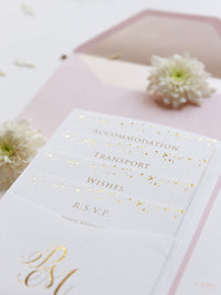 Suite de invitación de boda con pliegues de bolsillo rosa rubor punteado de confeti de lámina de oro real de lujo