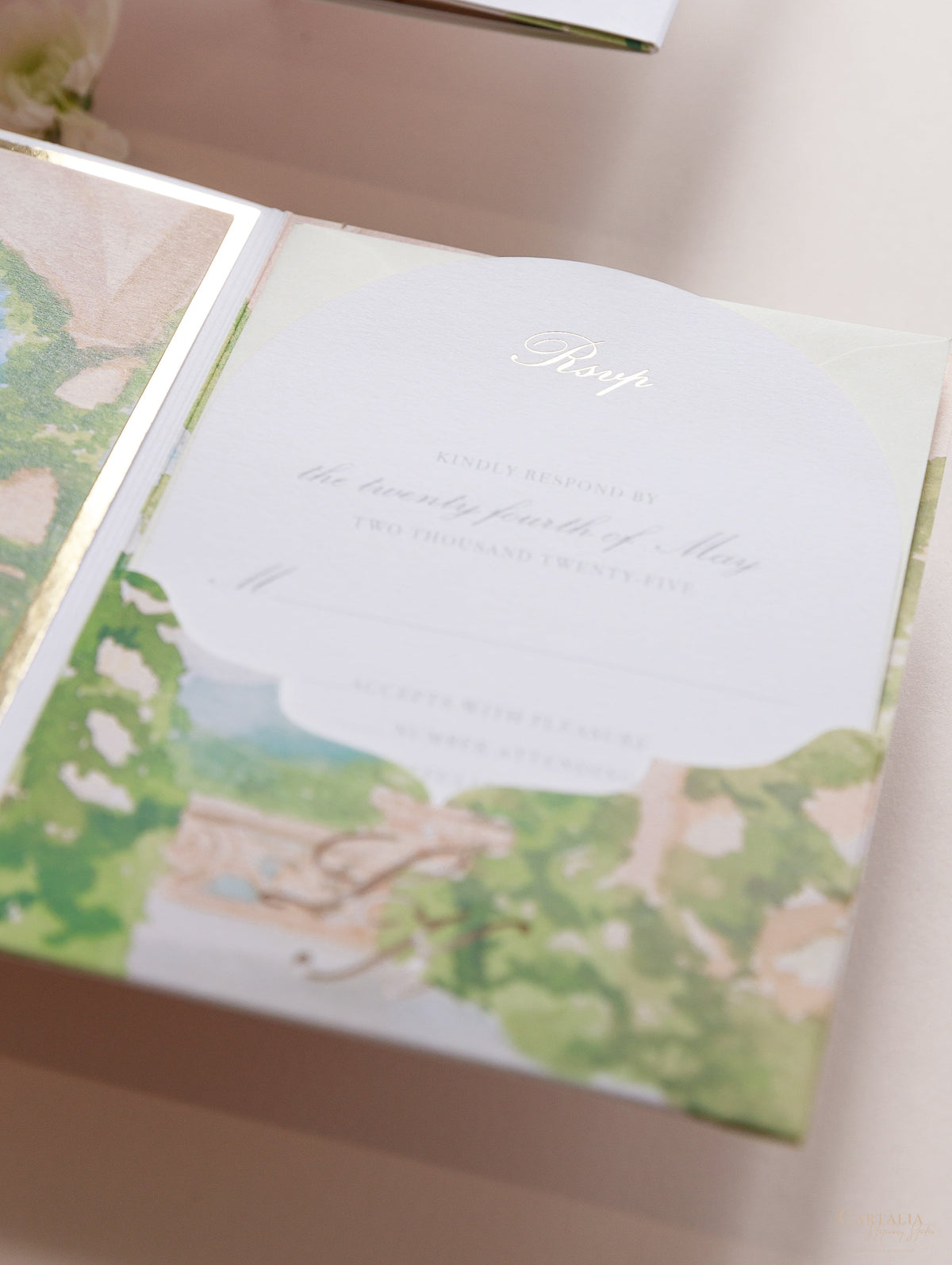 Suite de invitación de boda de lujo Villa del Balbianello | Folio estilo bolsillo con lugar de acuarela y lámina dorada | Boda en el lago de Como