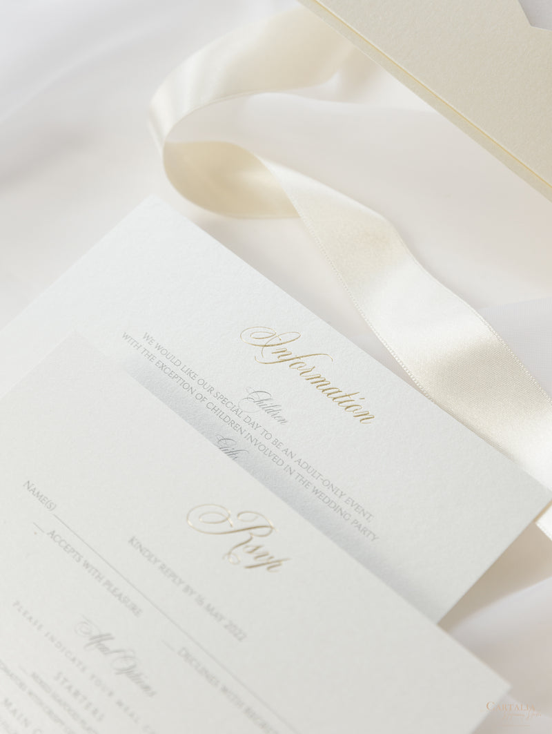Caja a medida Couture: Diseño personalizado 3D en oro | Comisión personalizada G&amp;P