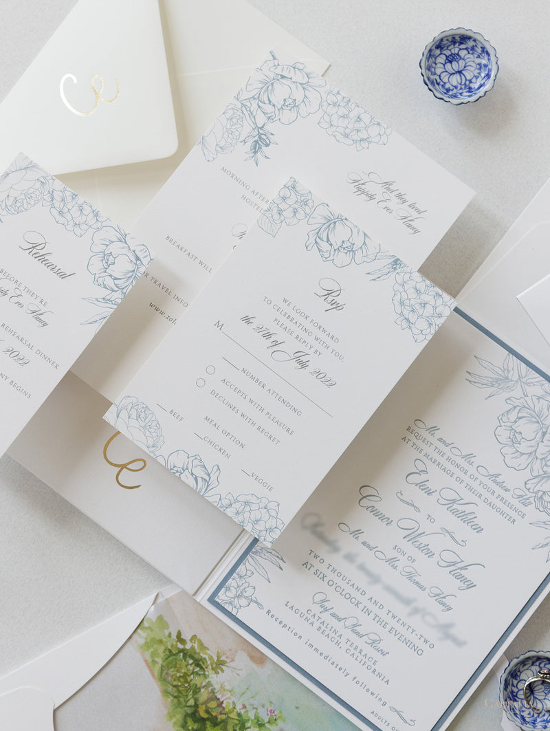 Invitaciones de boda en Laguna Beach, California en azul polvoriento | Comisión C&amp;E a medida