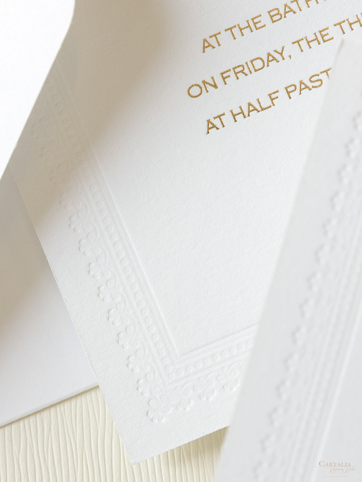 Debossed Embossed 710gsm Luxury Foiled  Elegant Day Invitation