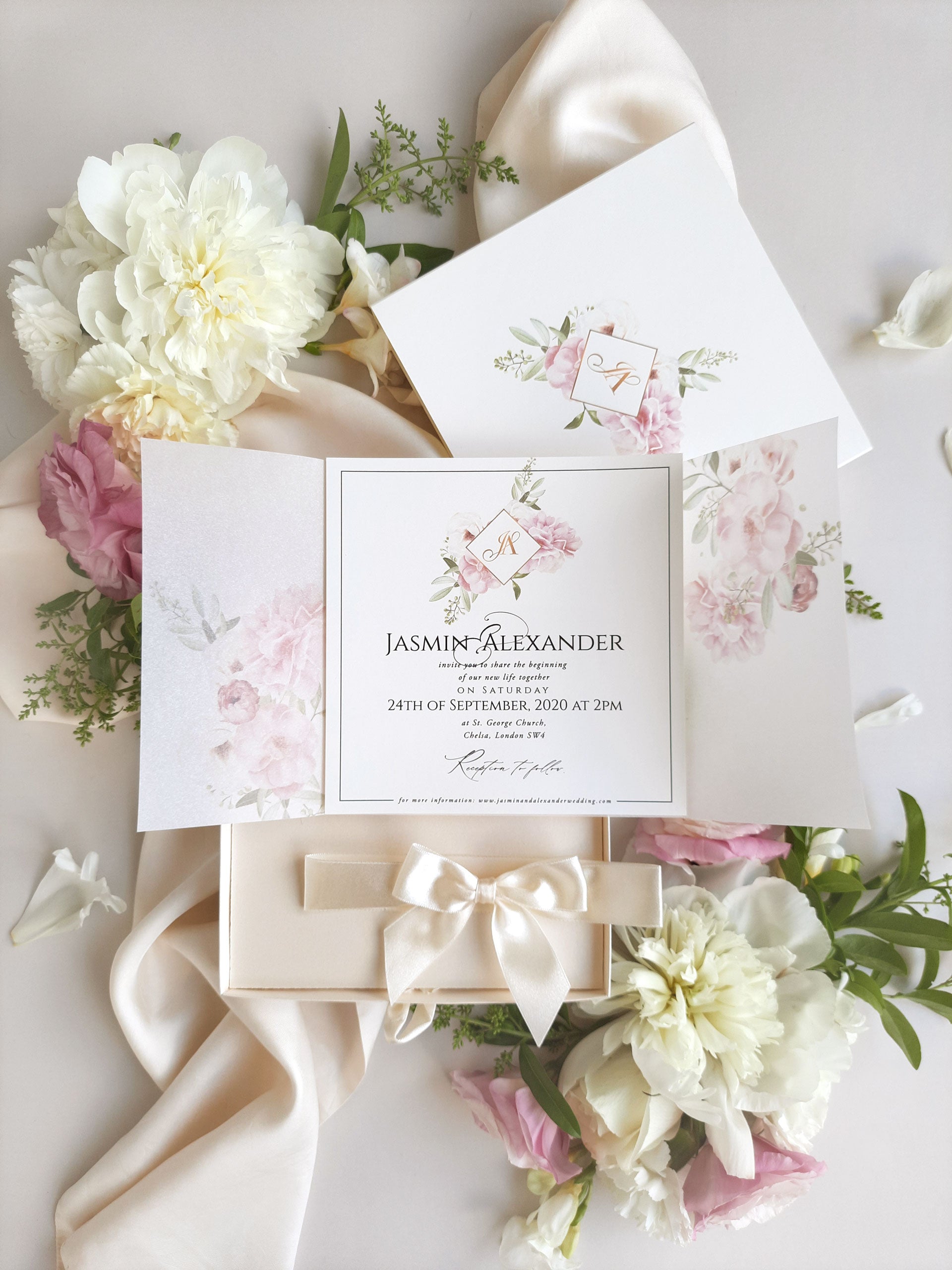 Luxury Floral Pocketstyle Wedding Invitation in White & Pink with