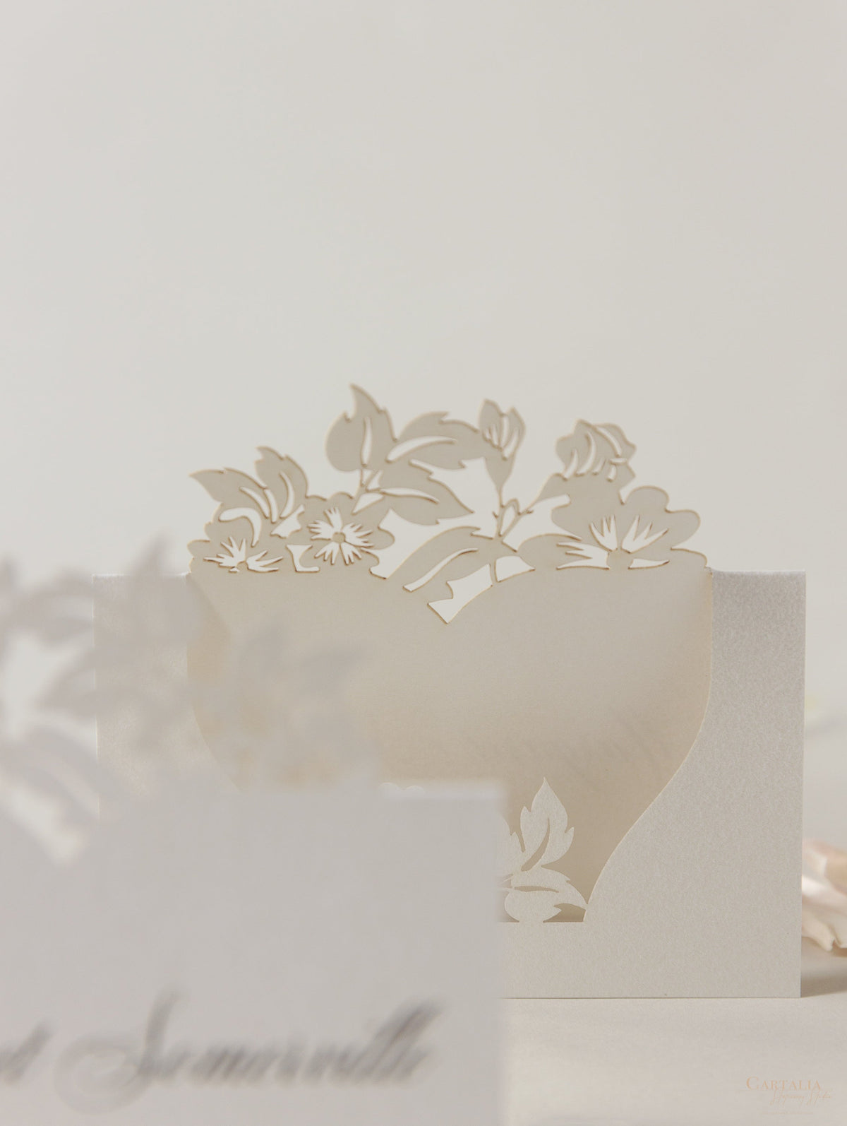 Romantic Place Cards With Laser Cut Flowers