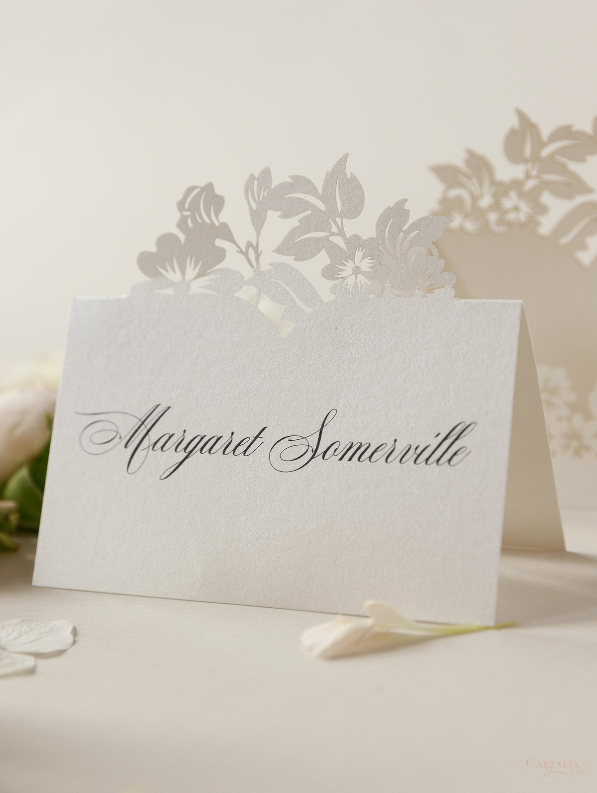 Romantic Place Cards With Laser Cut Flowers