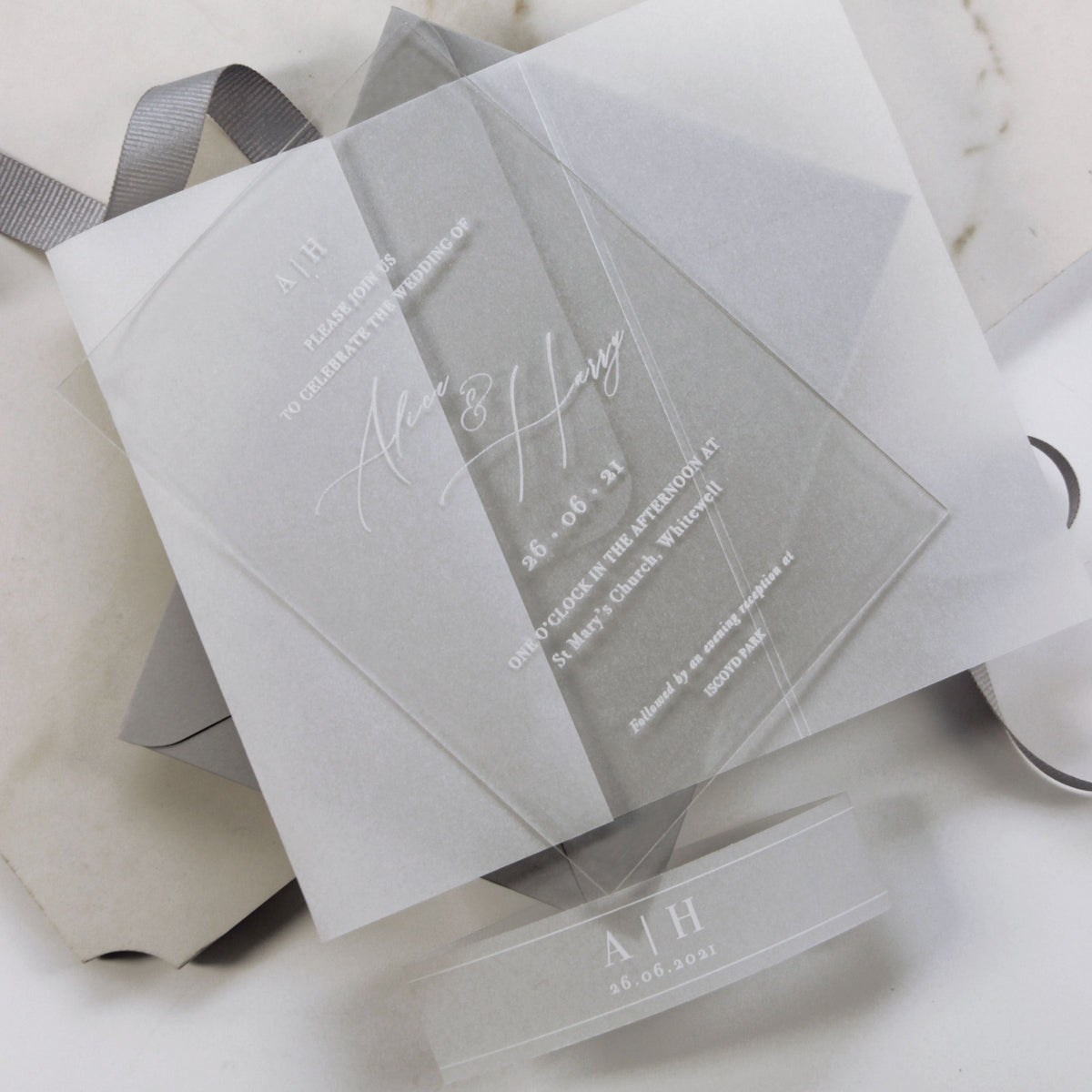 Envoltura de vitela con diseño de tinta blanca Perspex Acrílico Ver a través de Invitación Plexi - Grabado
